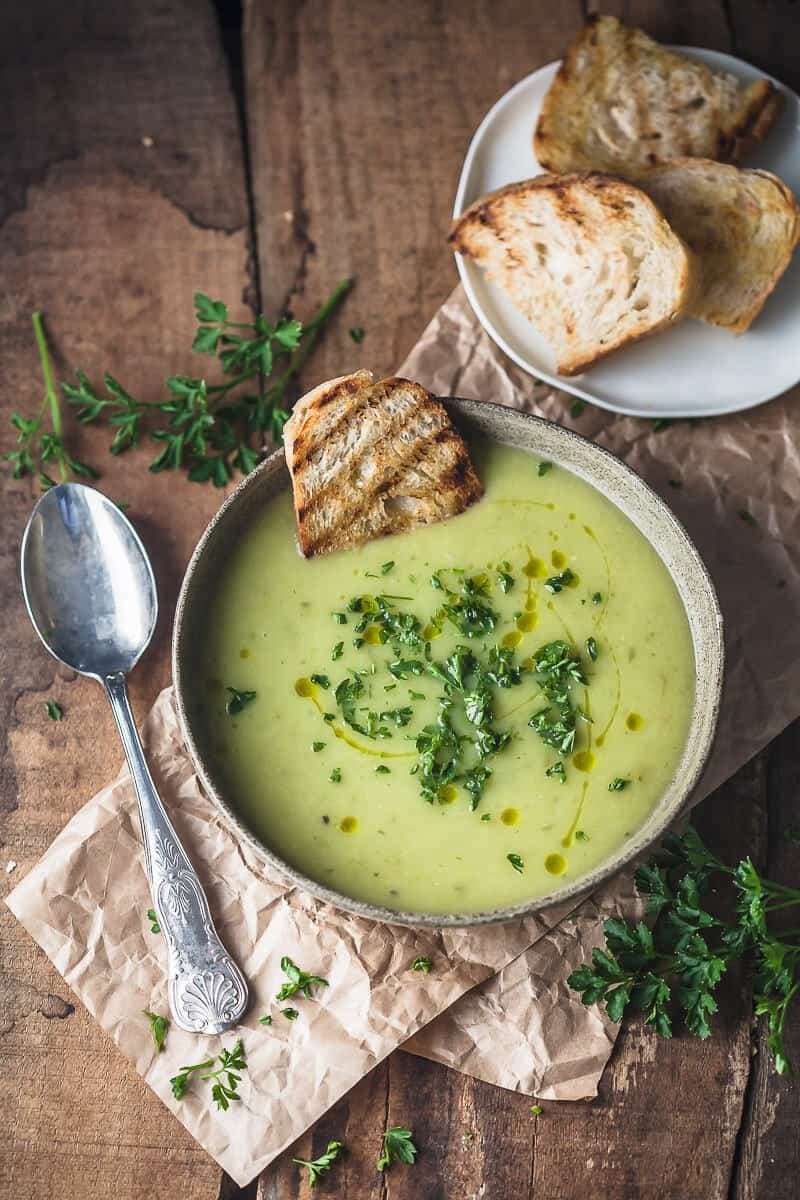 Creamy Vegan Potato Leek Soup