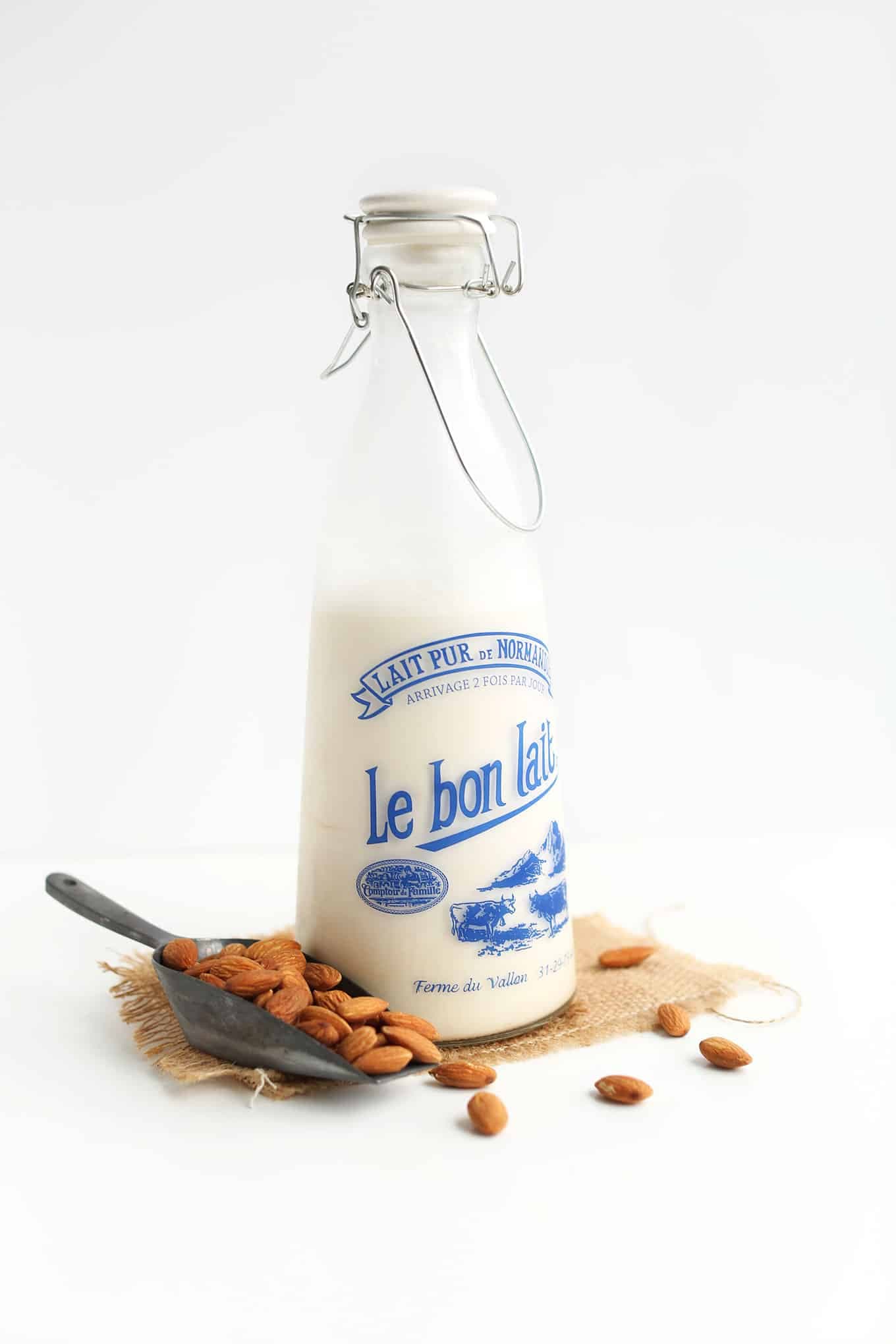 How to Make Almond Milk