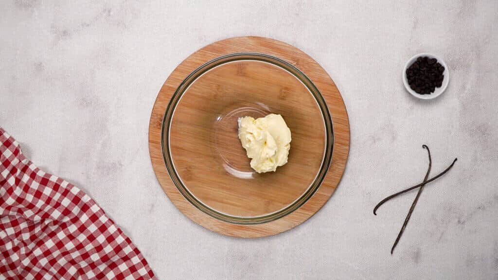 mixing bowl