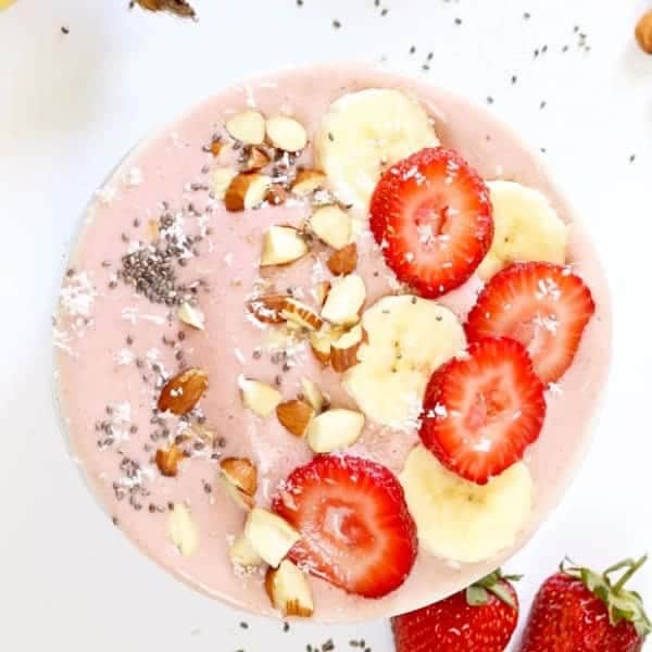 Strawberry Banana Smoothie Bowl