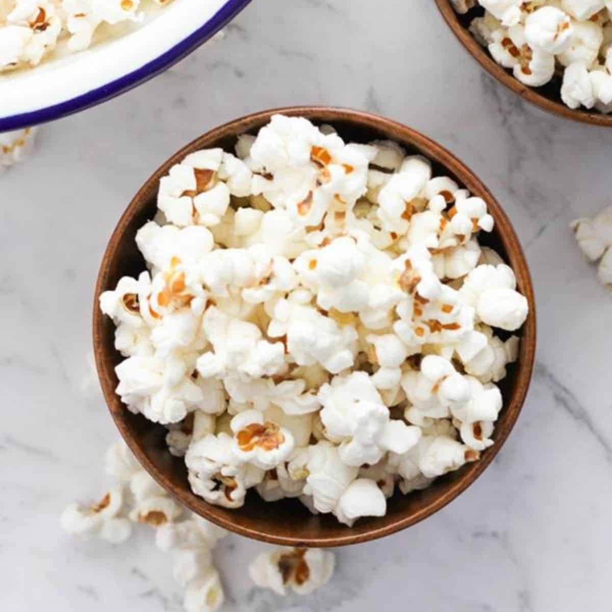 How to Make Stovetop Popcorn