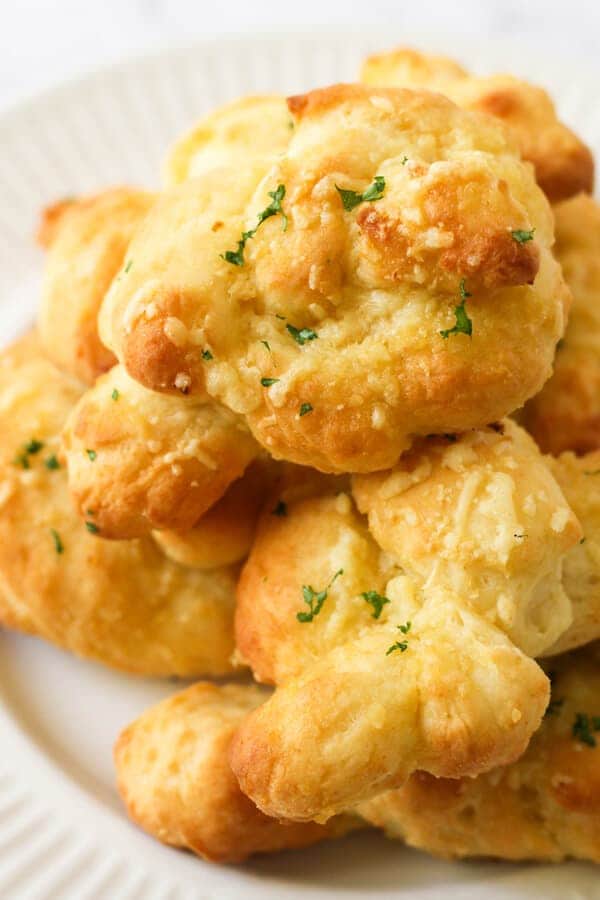 A plate of garlic knots.