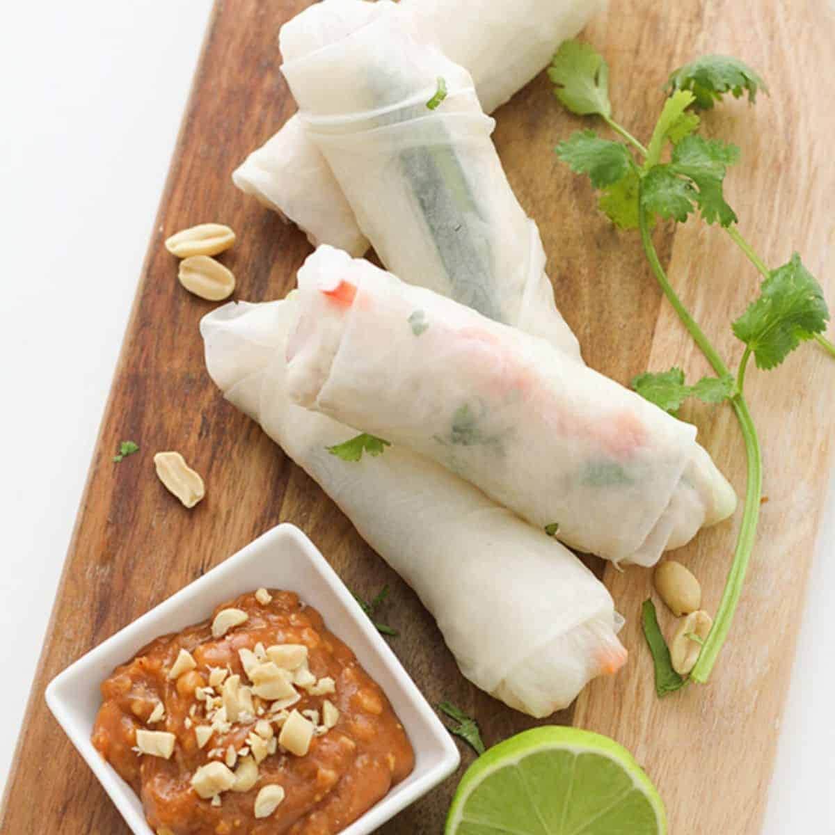 Chicken Rice Paper Rolls {Chicken Summer Rolls}