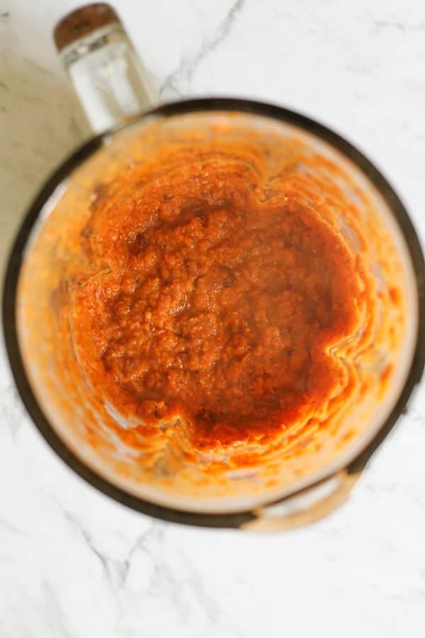 blender filled with vegetarian three bean chili.