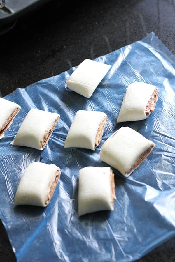 puff pastry chopped into 8 pieces.