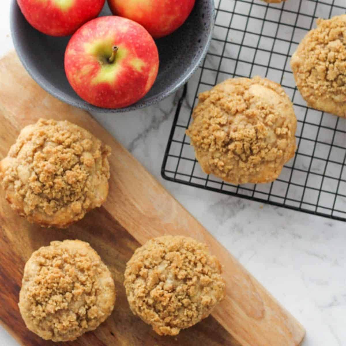 Apple Crumble Muffins