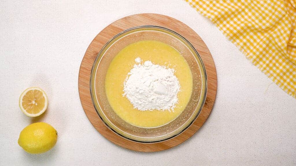 Flour on the mixture mixing bowl