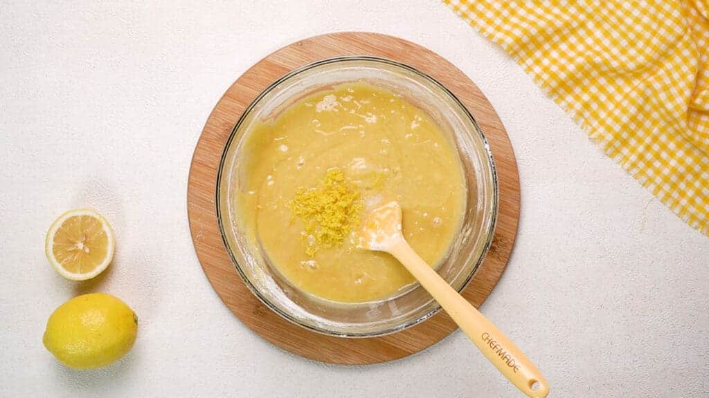 the mixture after stirring is smooth 