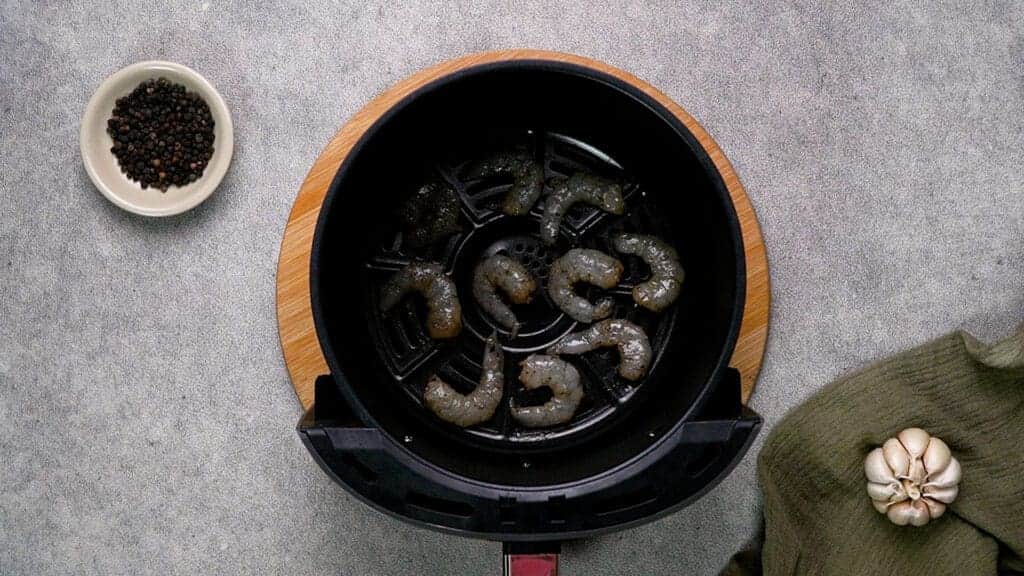 Shrimp in Air fryer basket