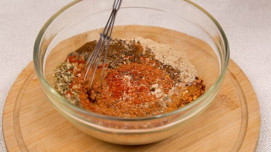 Blend the spice for miso salmon