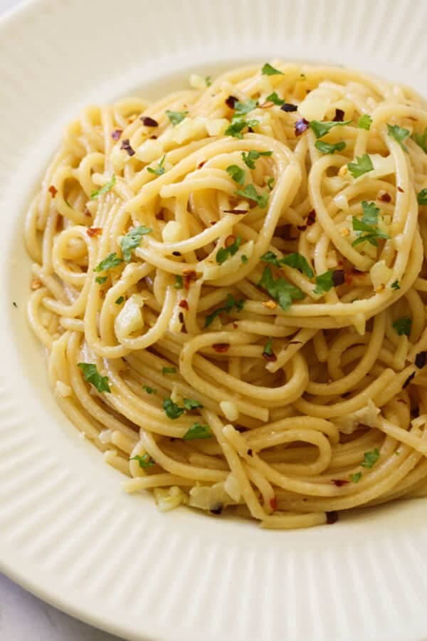 Spaghetti with Garlic and Oil on a white plate