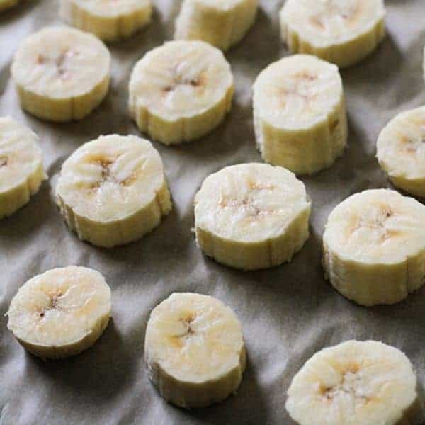 banana slices on a baking tray.