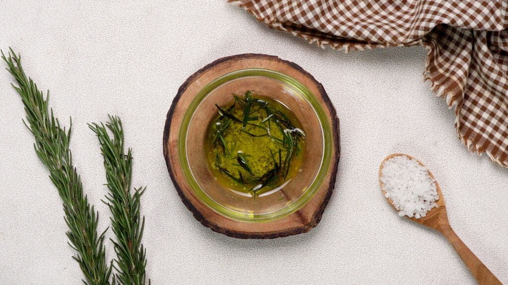 Seasoning mixture of Rosemary, Olive Oil and Sea Salt