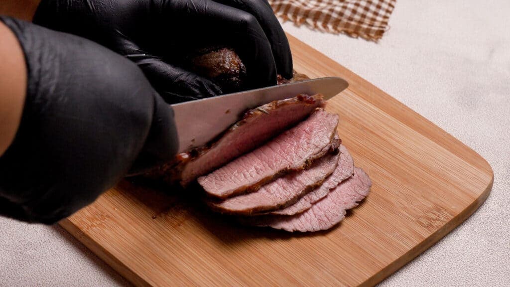 Cutting the roast beef