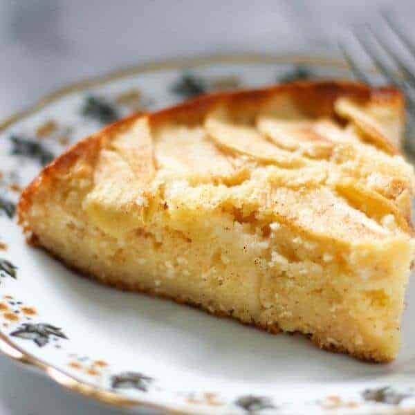 Easy Apple Cake