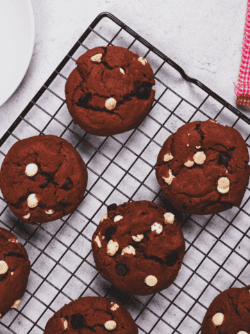 red velvet cake cookies